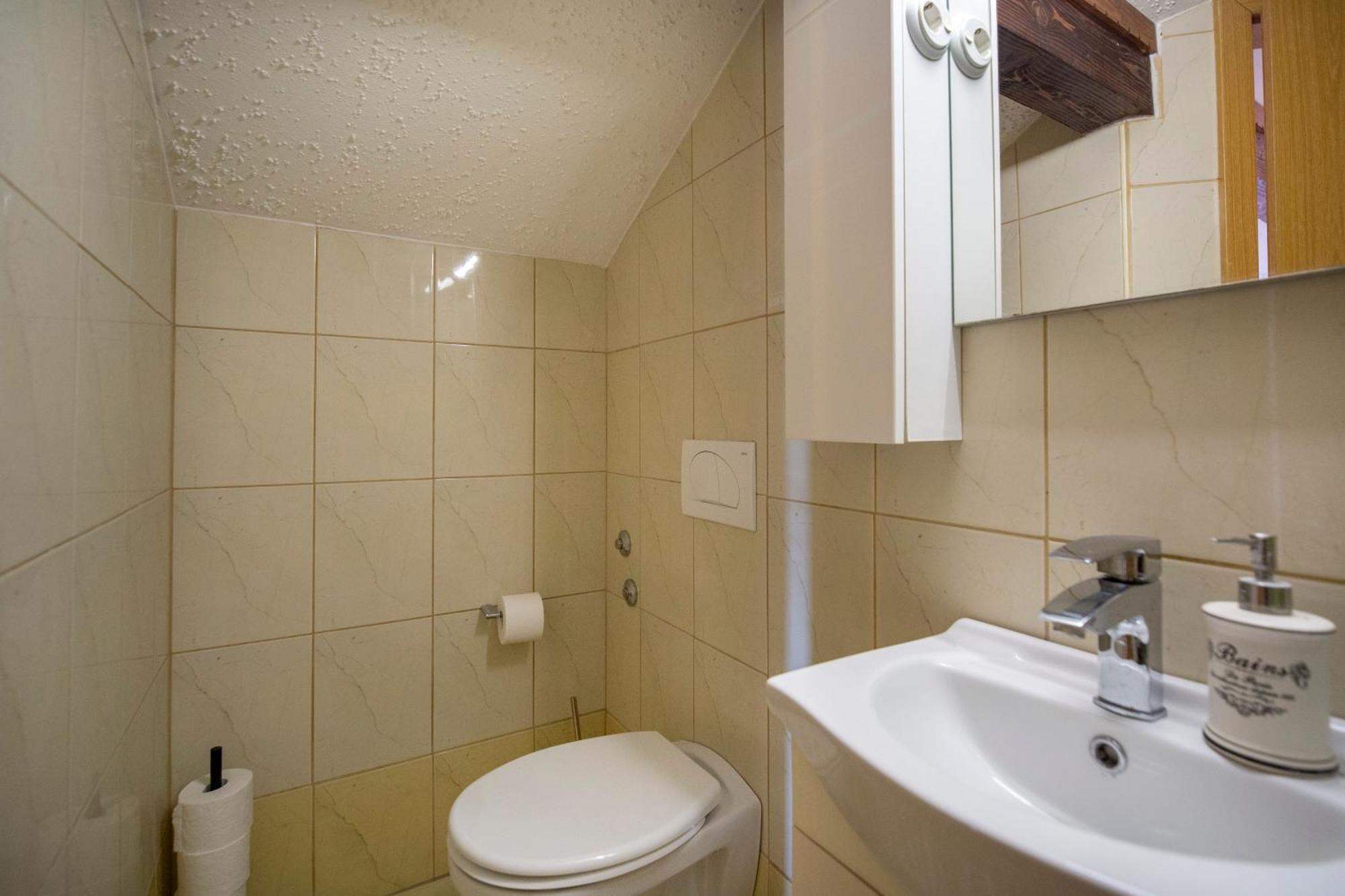 Apartman Viki Stinjan Pula Extérieur photo