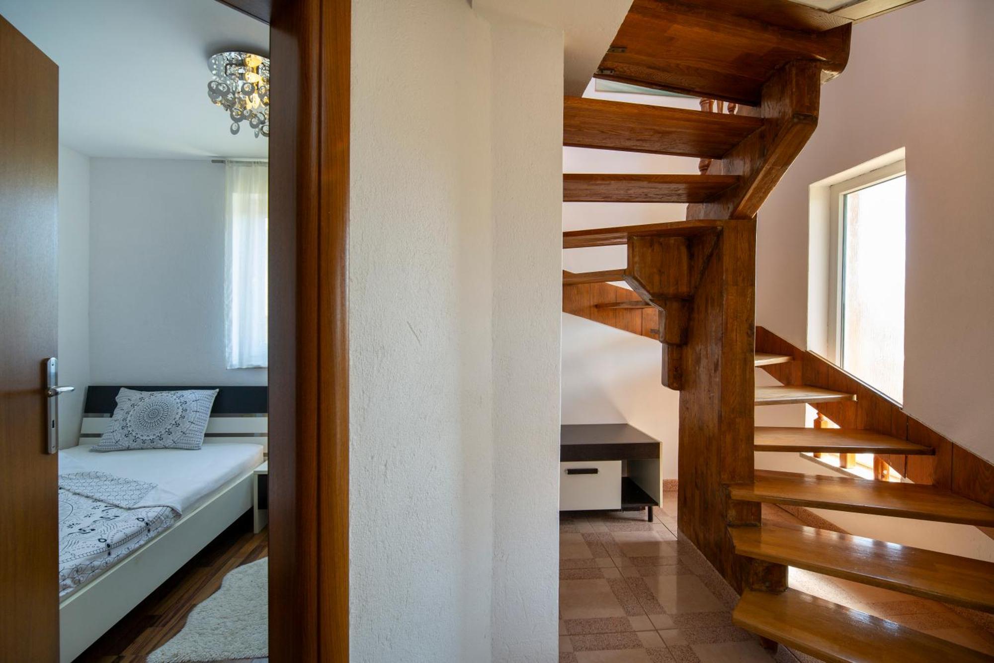 Apartman Viki Stinjan Pula Extérieur photo