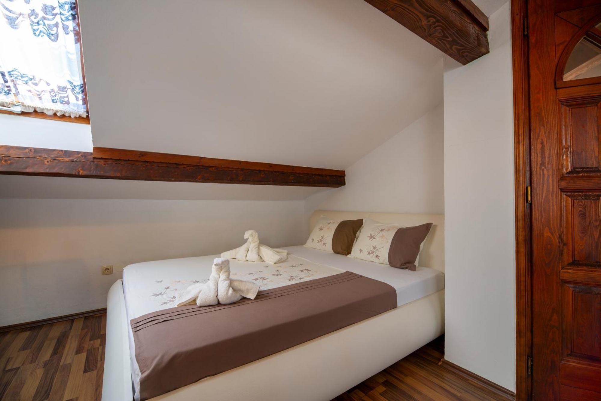 Apartman Viki Stinjan Pula Extérieur photo